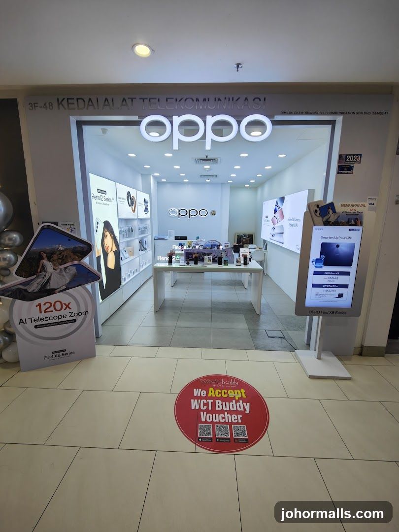 Oppo Store Entrance