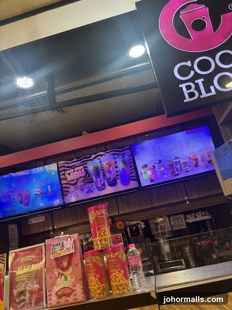 Coolblog Storefront Interior