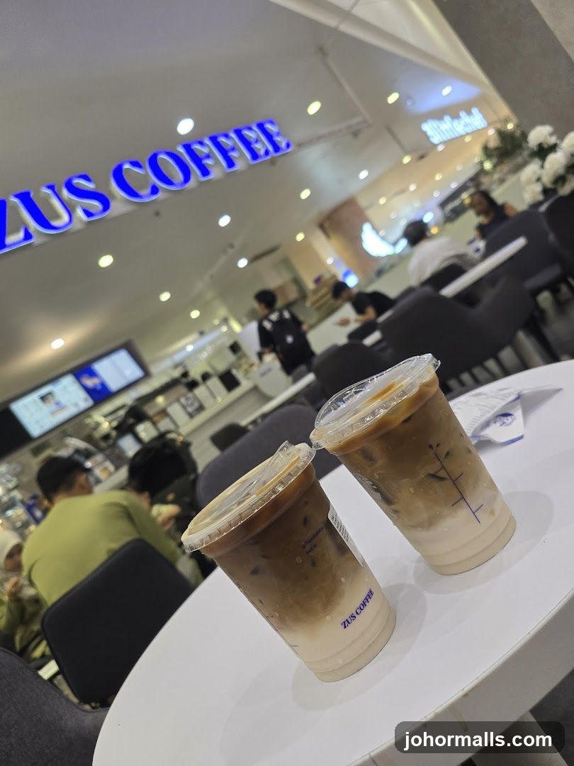 ZUS COFFEE Interior View
