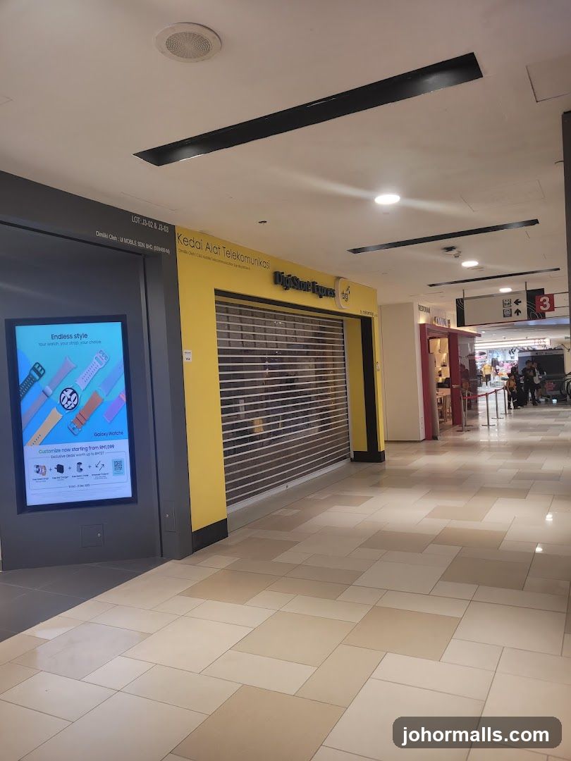Shopping Mall Corridor
