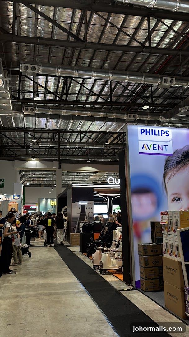 Exterior of Philips Avent booth at trade show