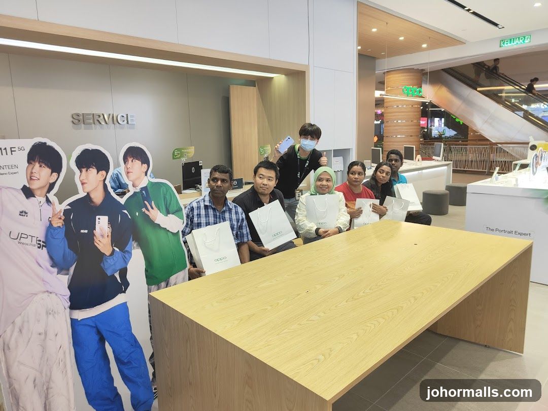 OPPO Store Interior