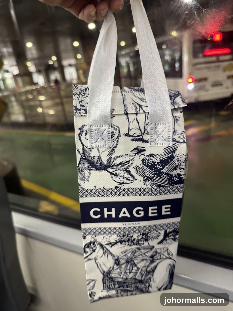 Chagee Yunnan Bag