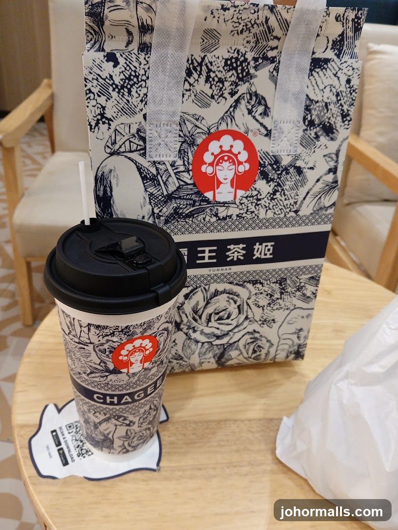 Chagee Yunnan Tea Shop Interior