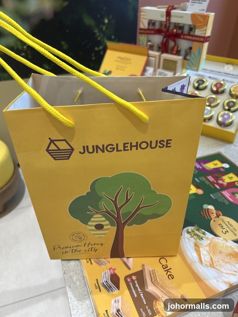 Junglehouse Shopping Bag