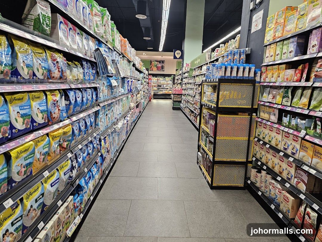 Supermarket aisle