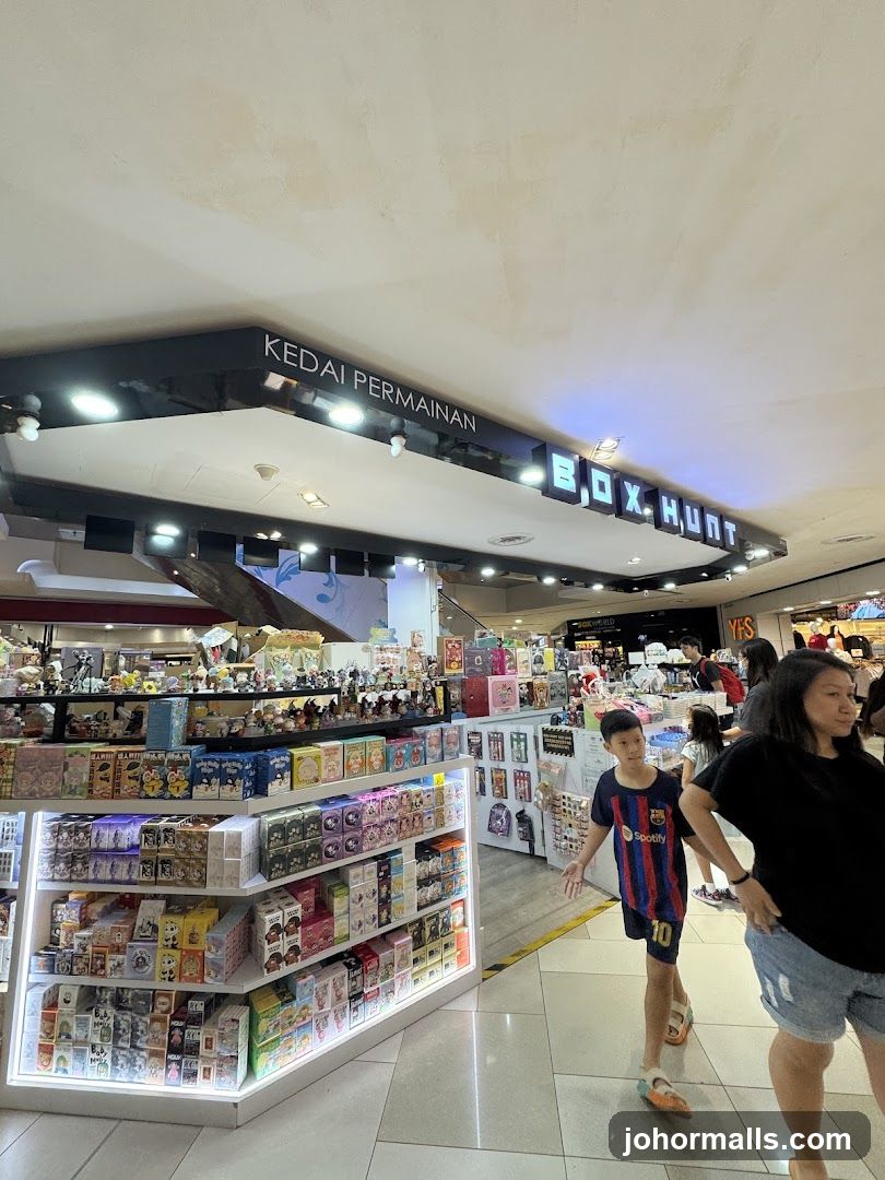 Box Hunt Store Interior