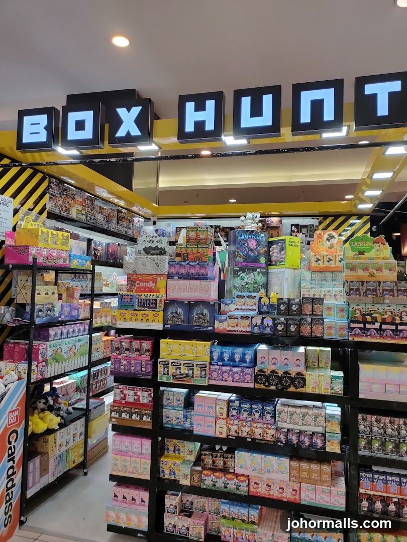Box Hunt Store Interior