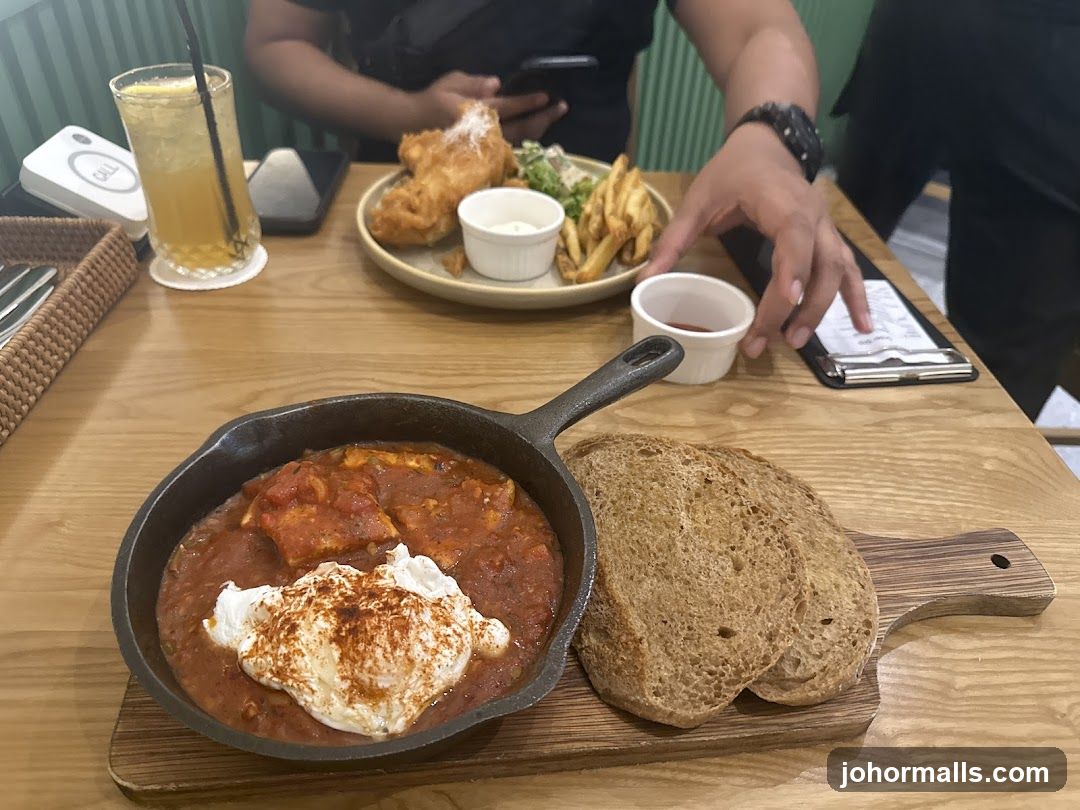 Restaurant Interior Dining Scene