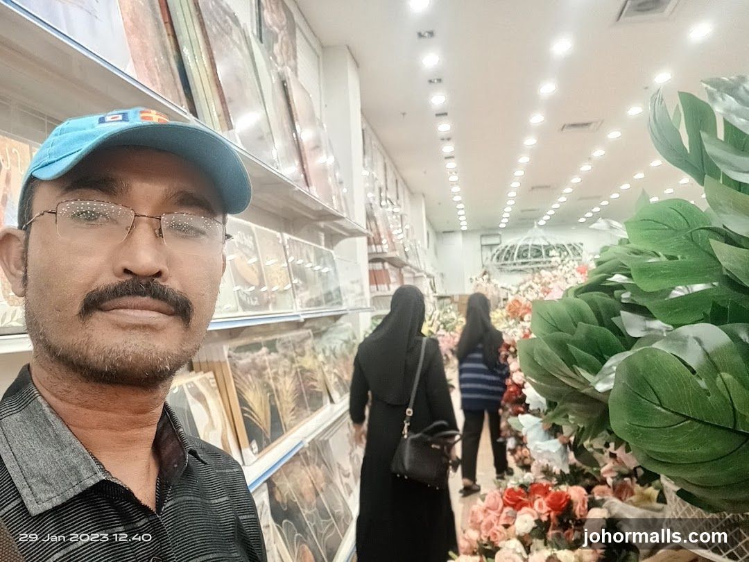 Interior of a floral or decorative goods store