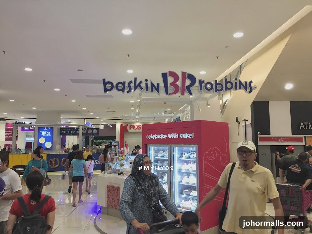 Baskin Robbins Store Interior