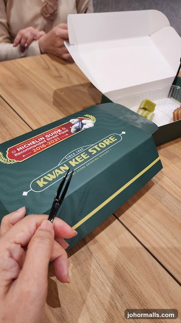 Kwan Kee Store Box