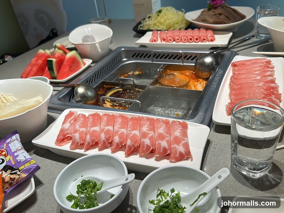 Hot Pot Dining Table