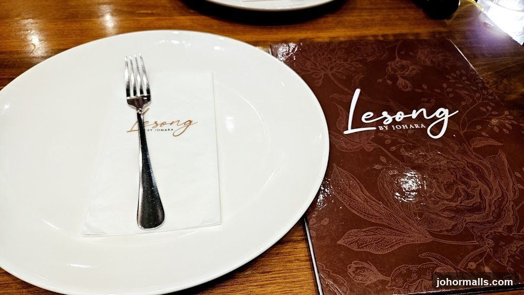 Table Setting at Lesong by Johara