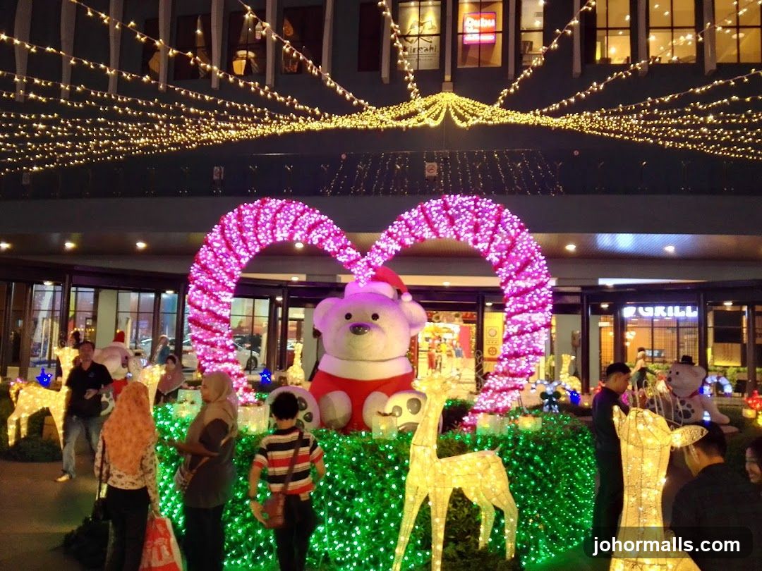 Christmas Festival Display