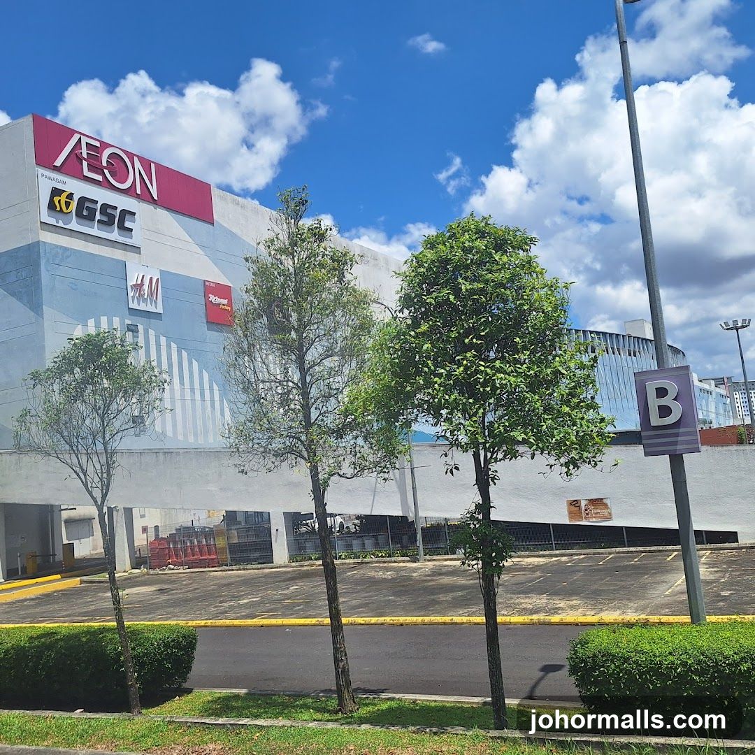 ÆON Bandar Dato' Onn (Department store)