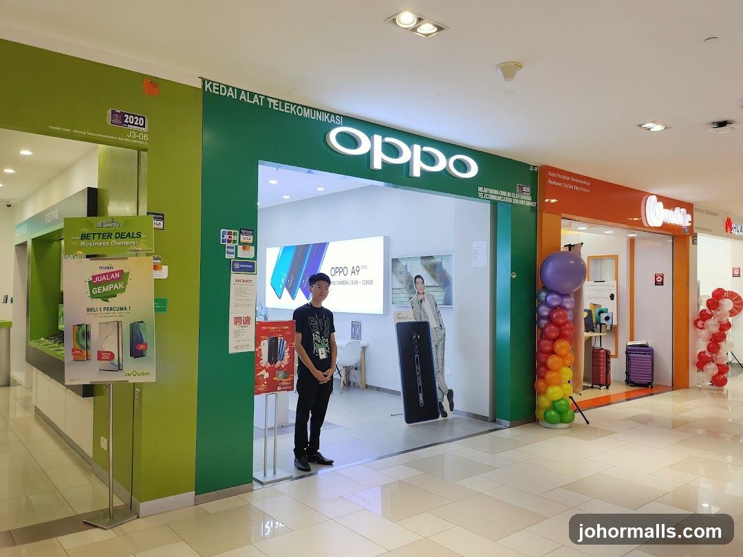 OPPO Storefront in Shopping Mall