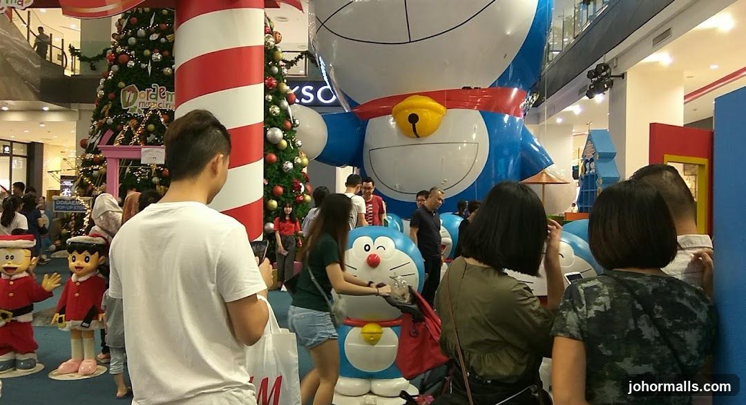 Doraemon-themed Christmas display in shopping mall