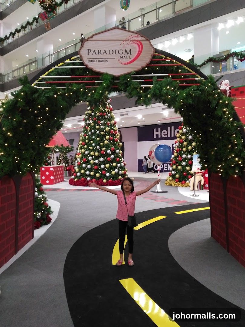 Paradigm Mall Johor Bahru Christmas Decorations
