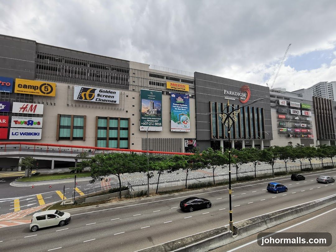 Paradigm Mall exterior view