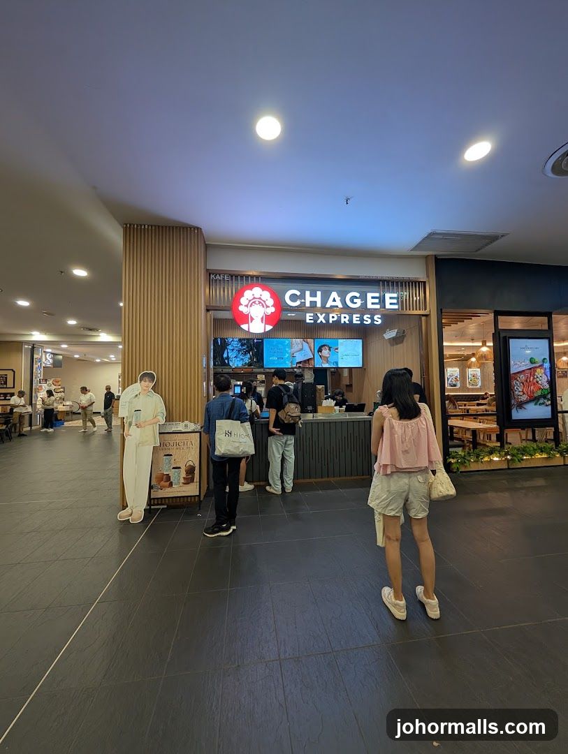 CHAGEE EXPRESS storefront interior