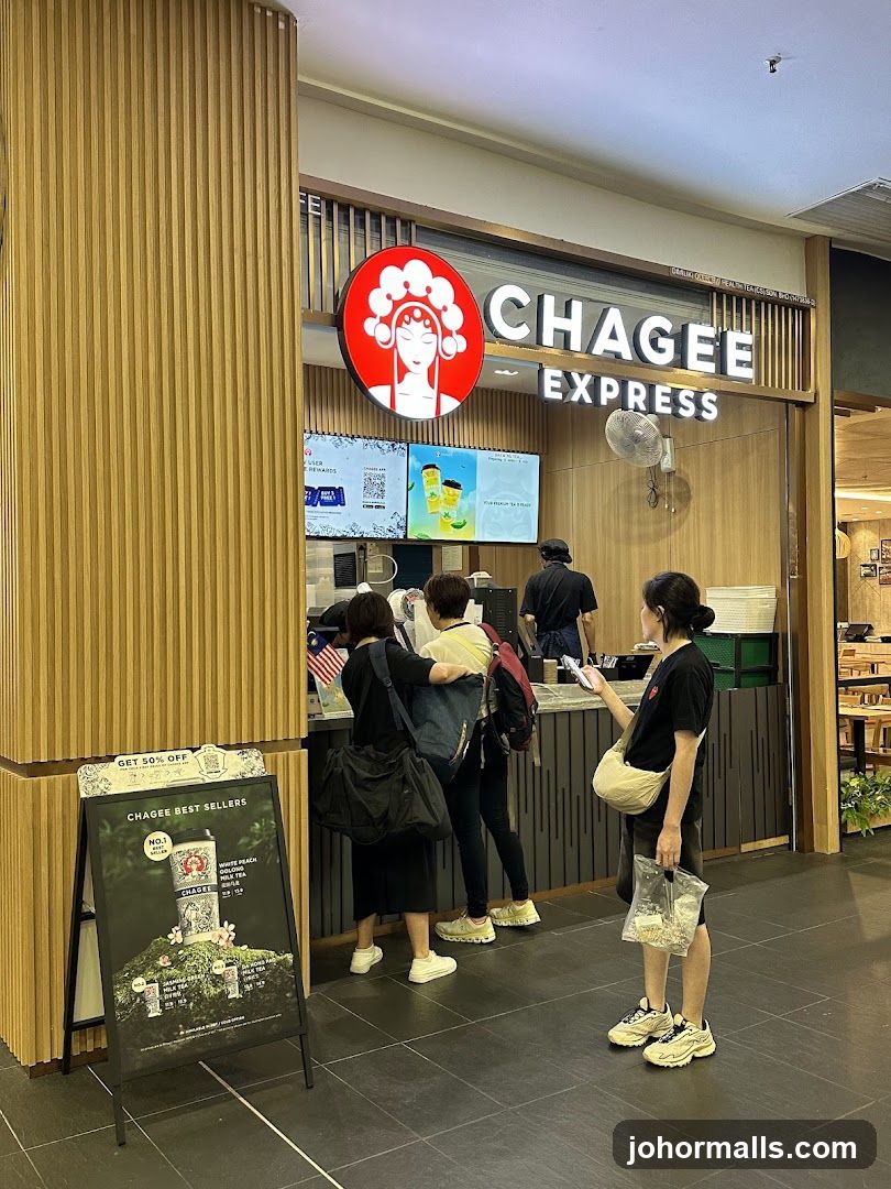 Chagee Express storefront interior view