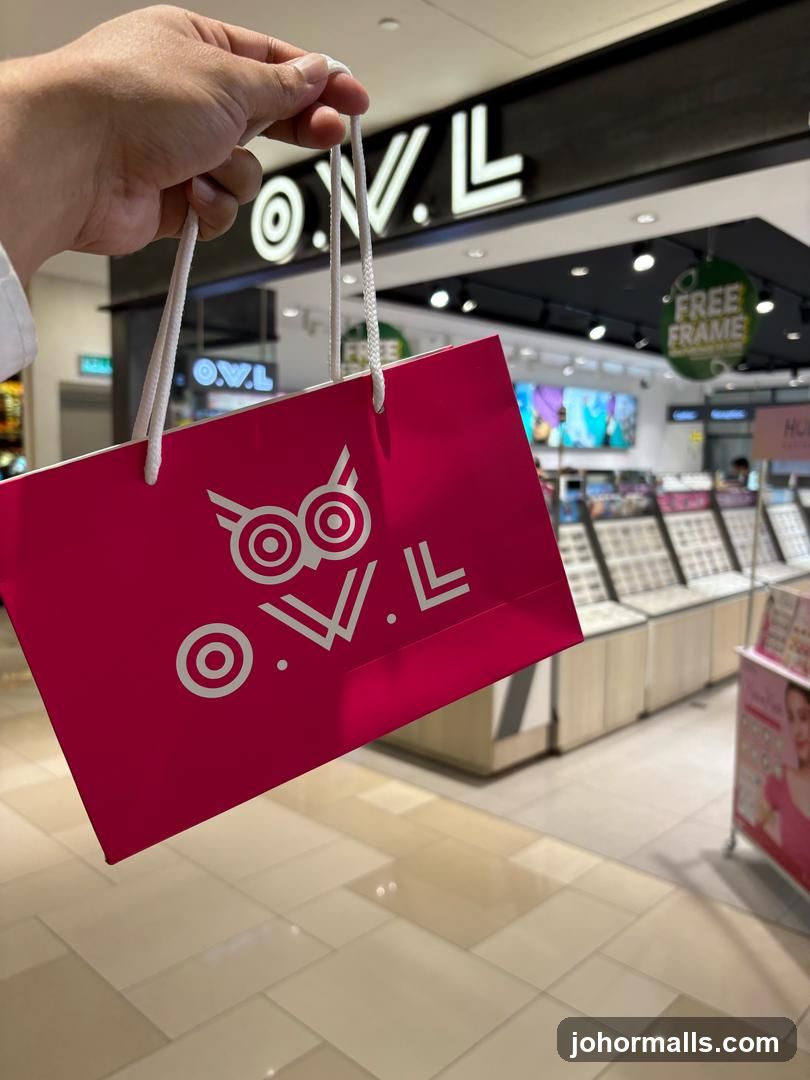 O.W.L Eyewear City Square