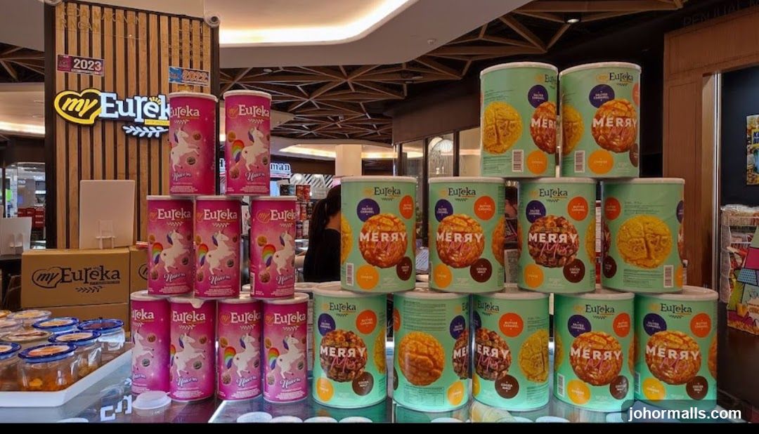Eureka Snacks Display