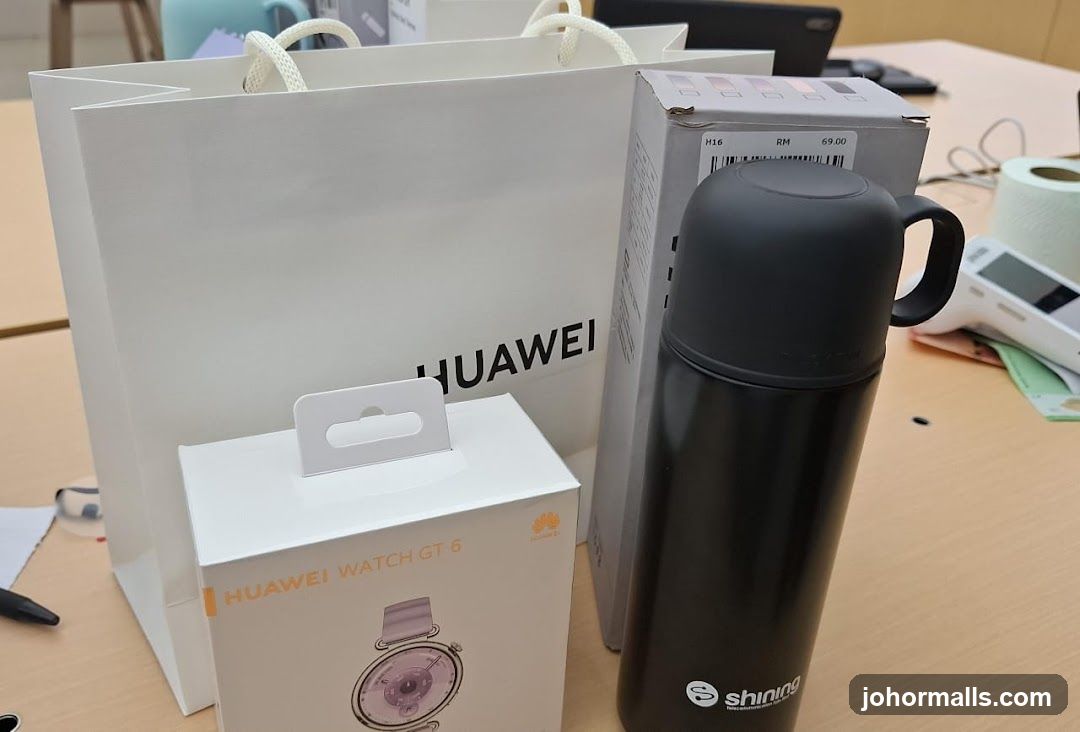HUAWEI Authorized Experience Store_Paradigm Mall JB
