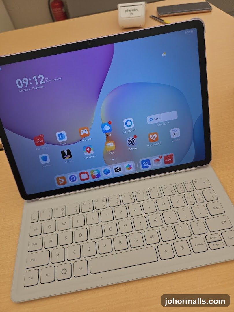 Tablet with Keyboard