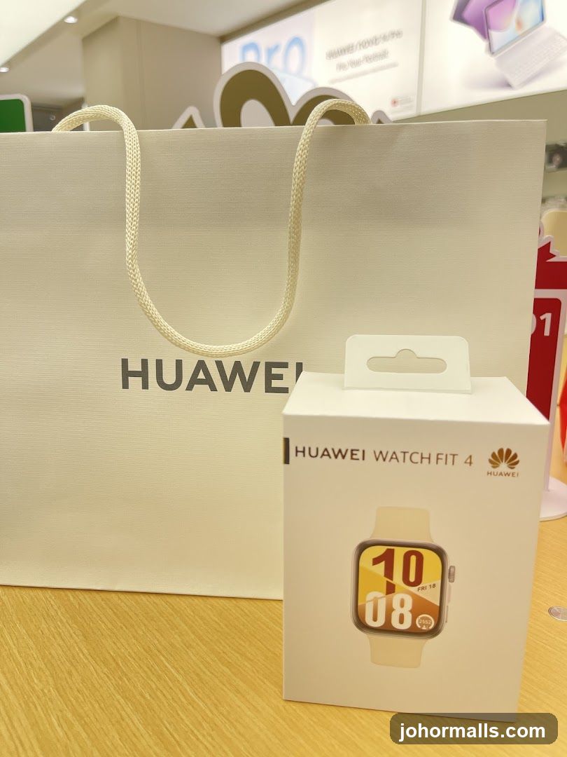Huawei Watch Fit 4 Packaging and Shopping Bag