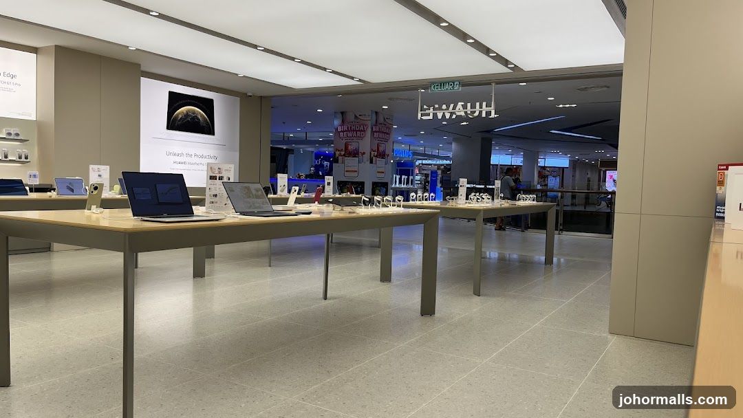 Huawei Store Interior
