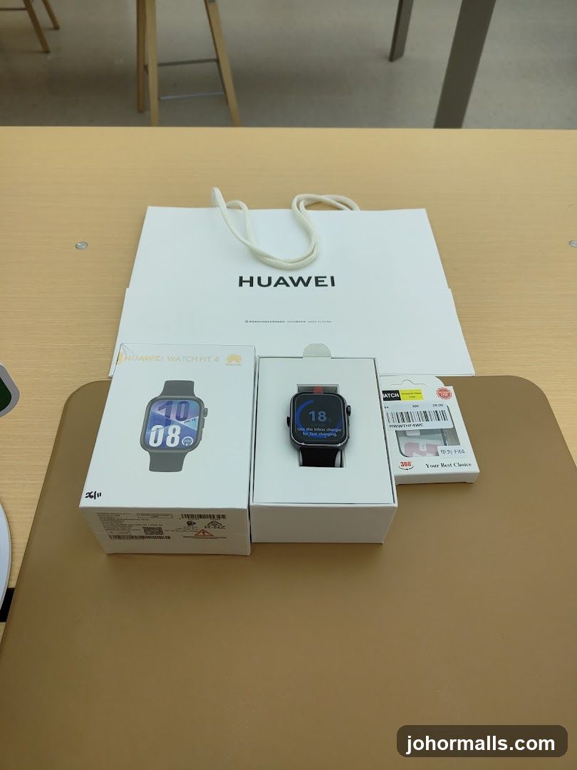 Huawei Watch Fit 4 and Accessories