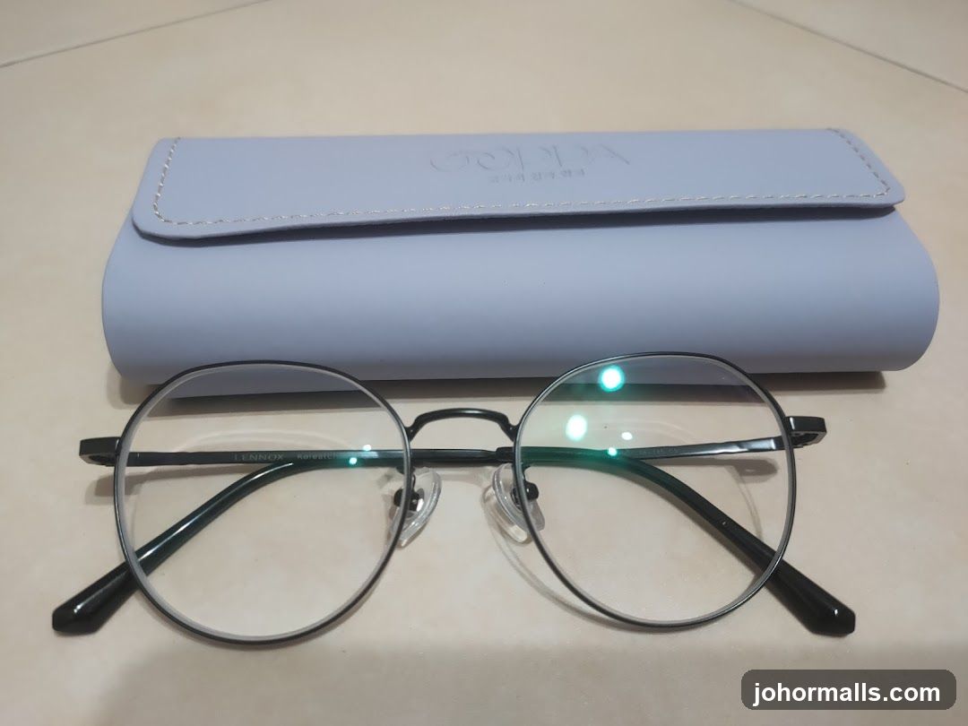Eyeglasses and Case