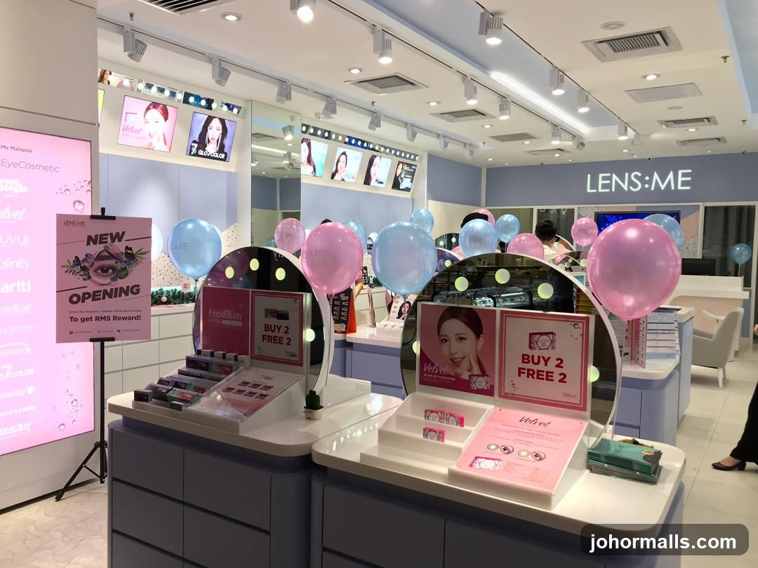 Lens Me Store Interior
