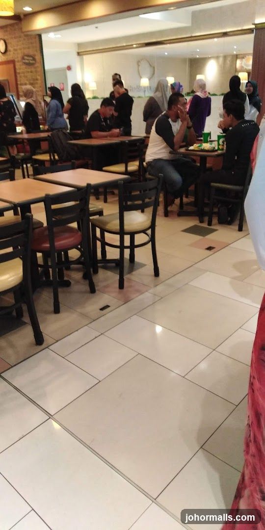 Diners at Subway