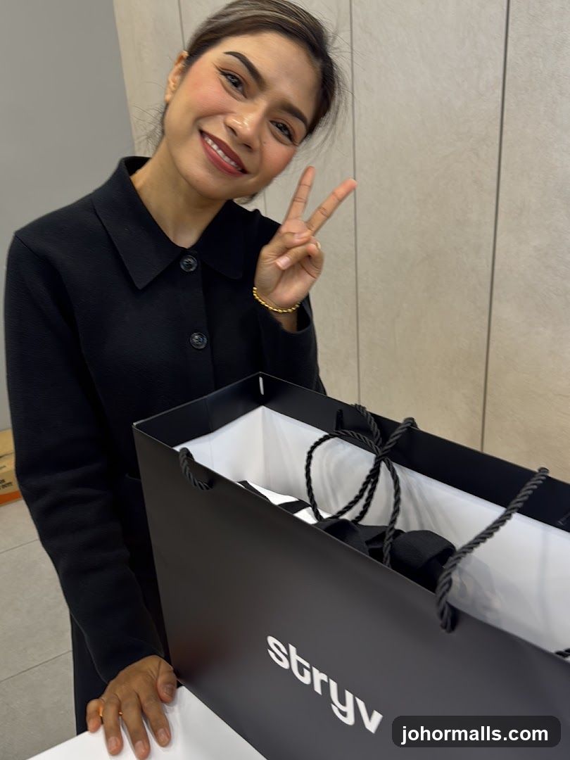 Woman with shopping bag