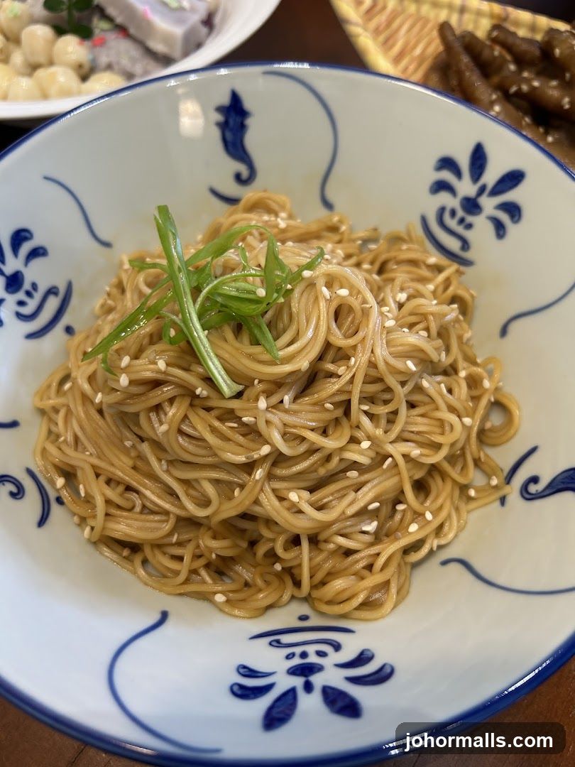 Noodles with Sesame Seeds and Scallions