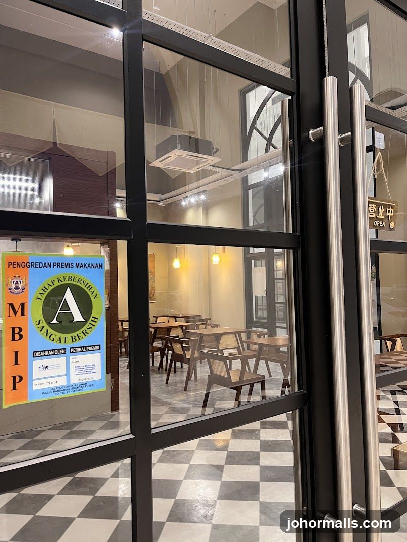 Restaurant Entrance