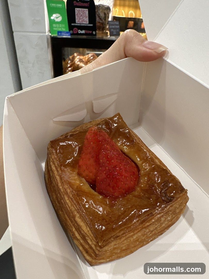 Strawberry Pastry