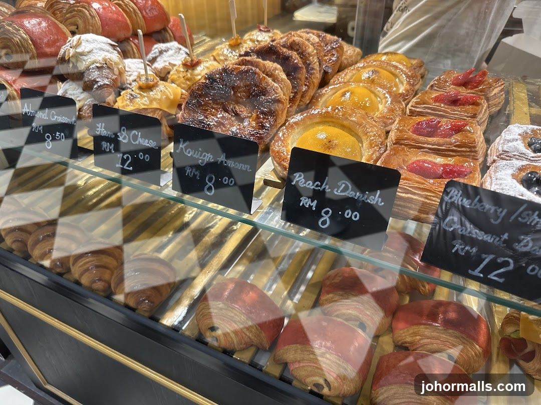 Pastry Display