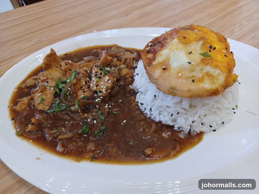 Chicken and Rice with Fried Egg