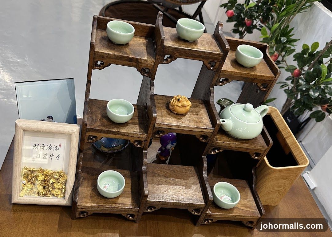 Tea Set Display