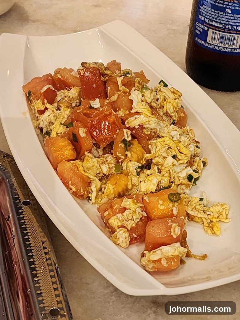 Scrambled Eggs with Tomatoes