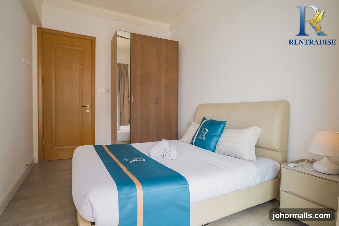 Bedroom with a bed and closet