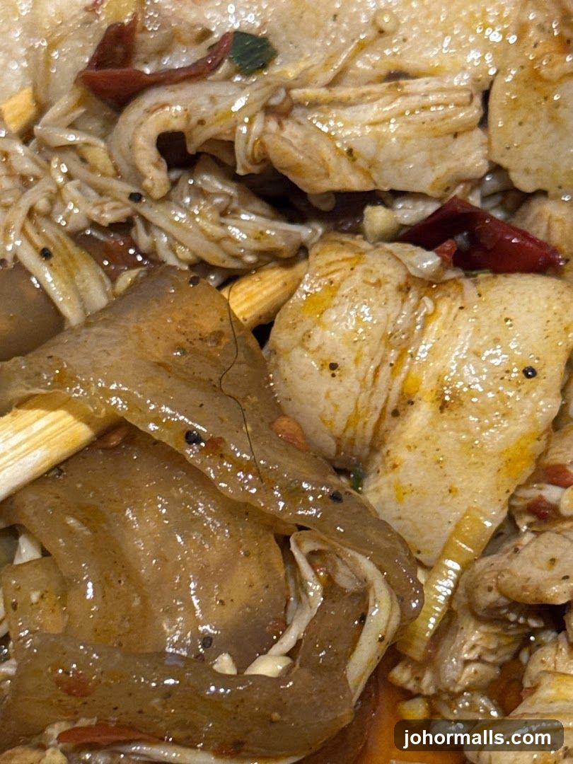Spicy Chicken and Mushroom Dish