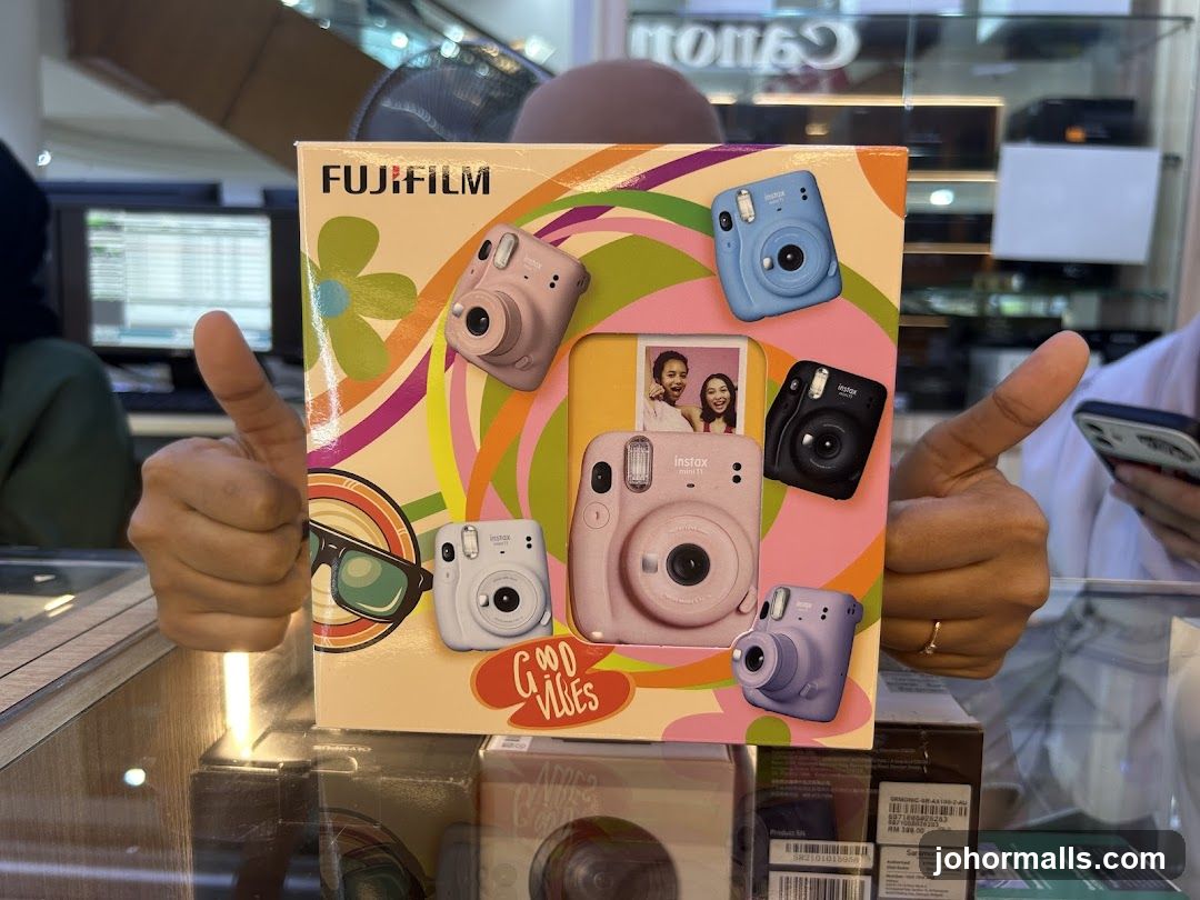 Fujifilm Instax Mini 11 Box
