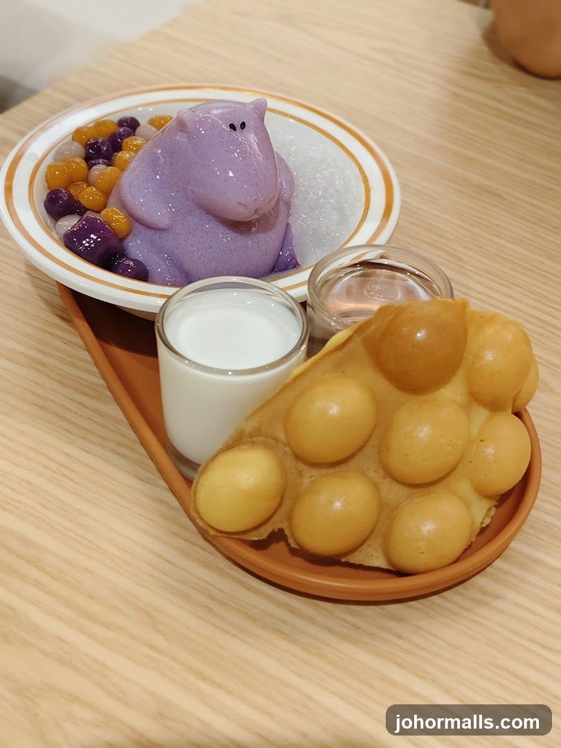 Dessert with Hippo-shaped Jelly and Bubble Waffle
