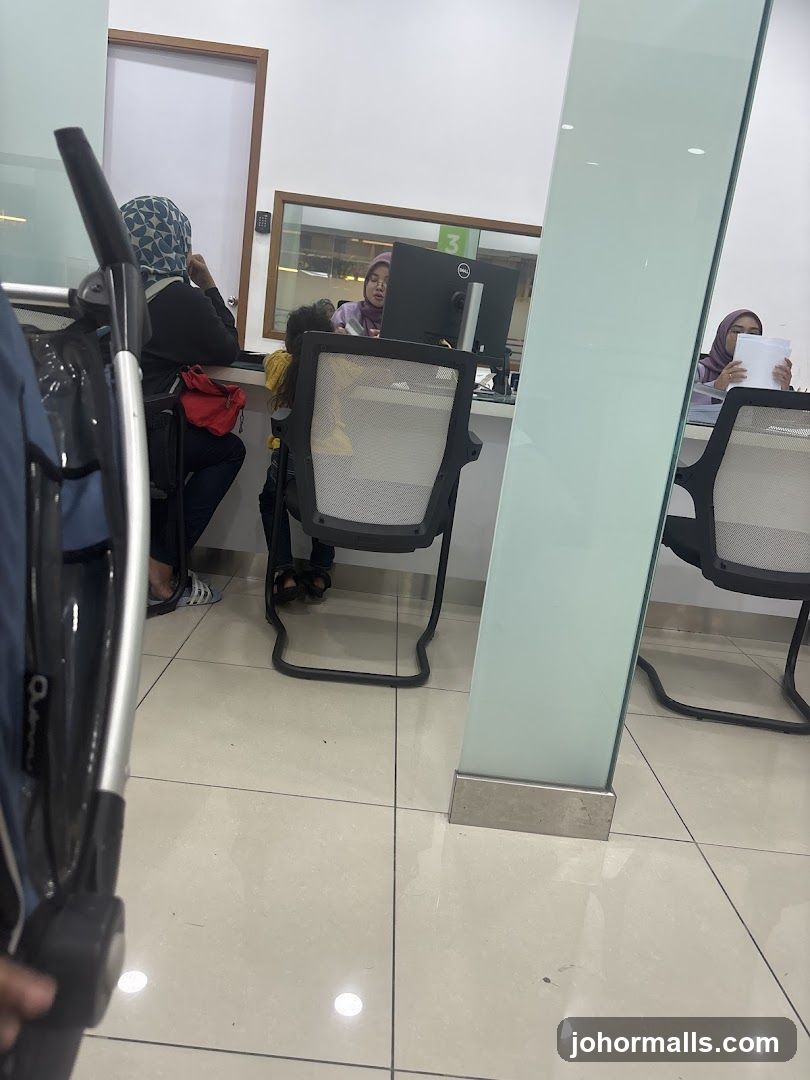 Customer service counter