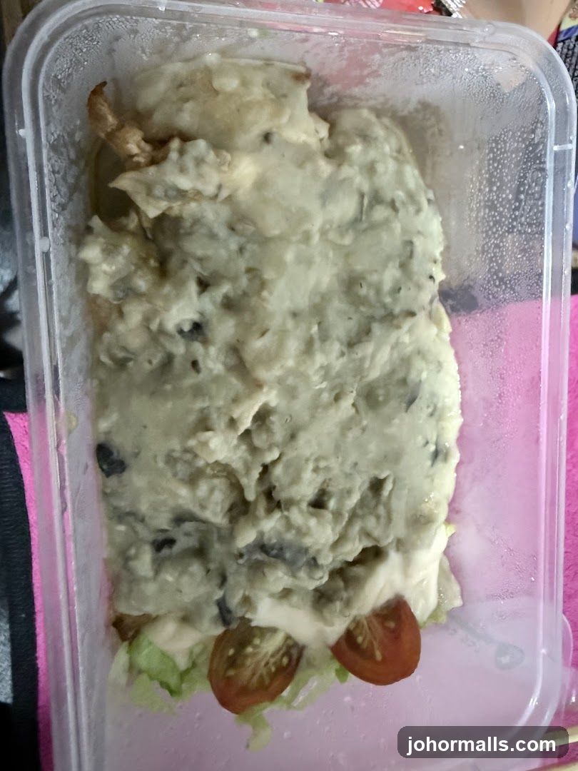Chicken Salad with Tomatoes and Lettuce